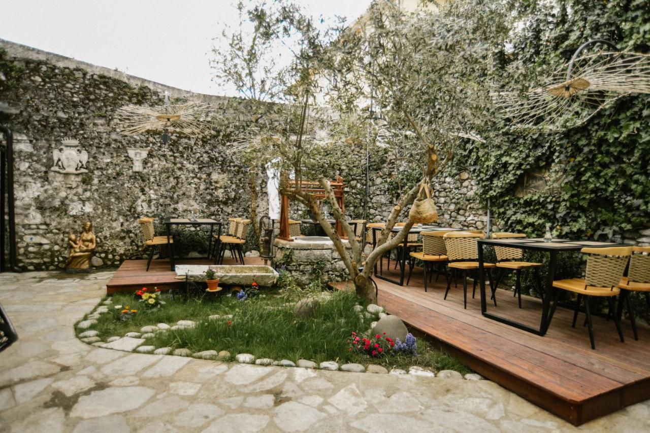 Atelier Boutique Hotel Шкодер Екстер'єр фото